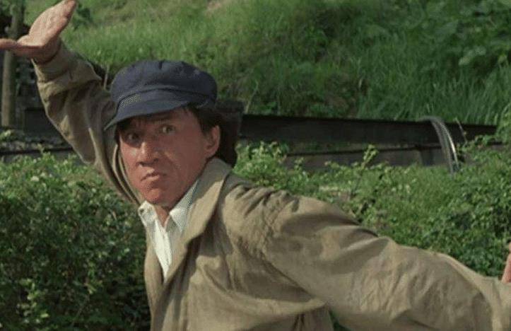 卢惠光离开成家班之后还是继续在影坛打拼,他在《扫毒》这部影片中有