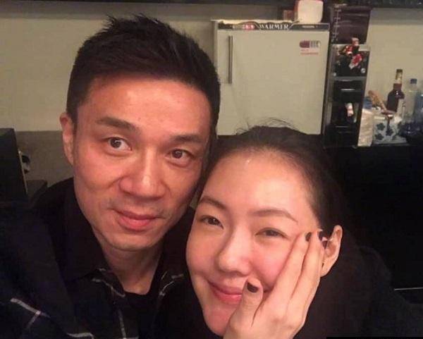 小s再否认家暴,大方示爱许雅钧言语真挚,二人感情令人羡慕_回应_评论