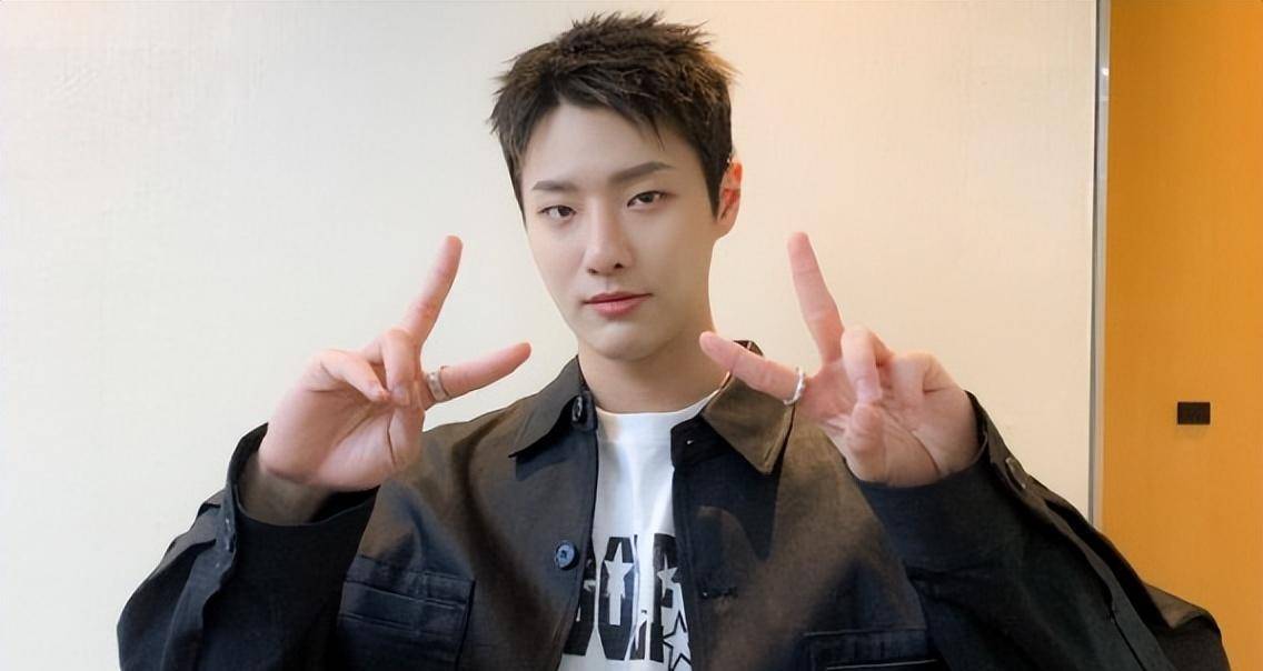 原创王一博队友官宣结婚生子30岁找到幸福uniq成员现状大不同