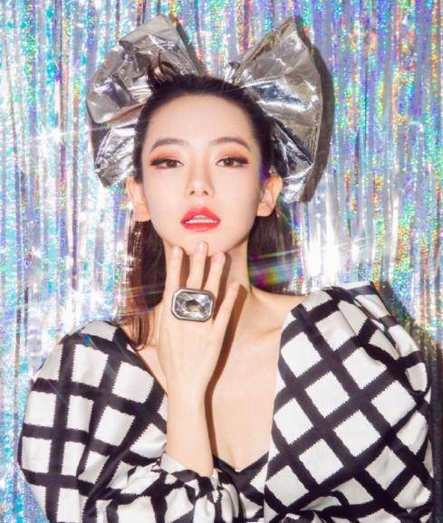 戚薇新专辑引期待!