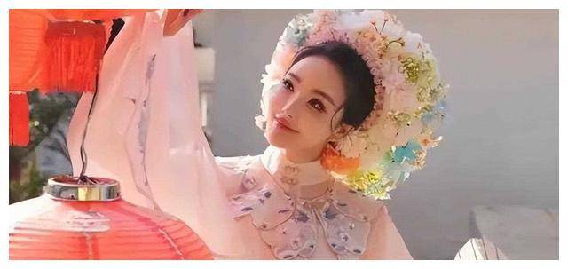 刘雨欣家中遭窃3米长梯者 全损几千万,震惊!_生活_家人_警方