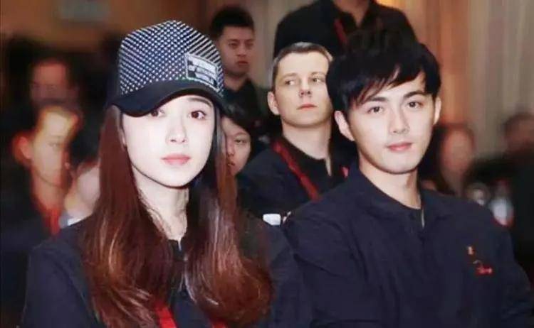 与叶祖新分手7年,蒋欣成最体面前任40岁仍未嫁,感情宁缺毋滥_郑晓龙