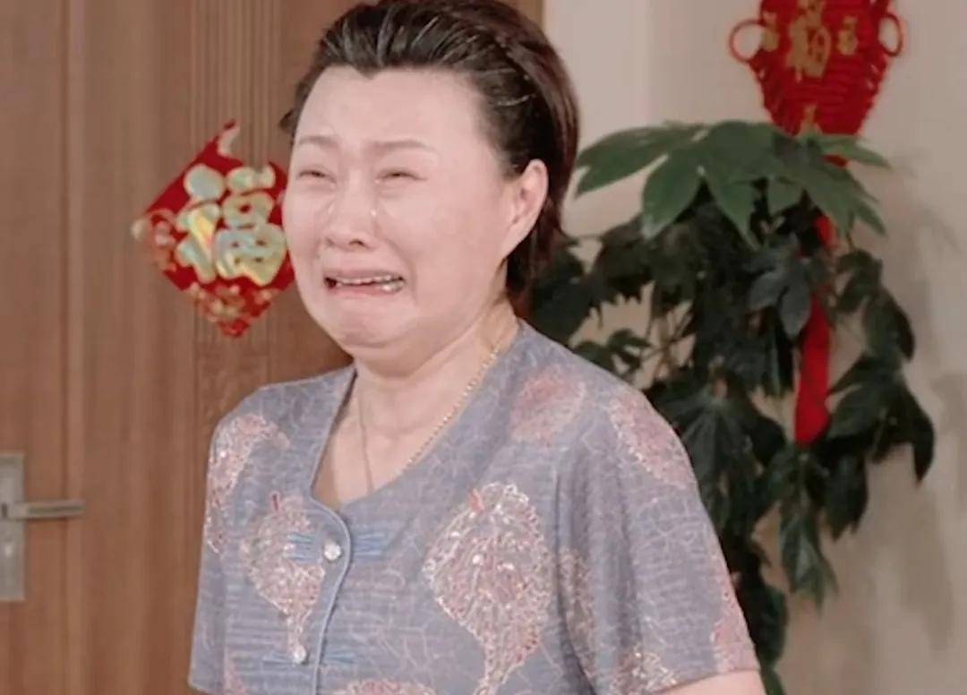 乡村爱情15:永强掀桌小蒙痛斥,腾飞拒磕头,广坤:都为了儿子_孙子谢_南