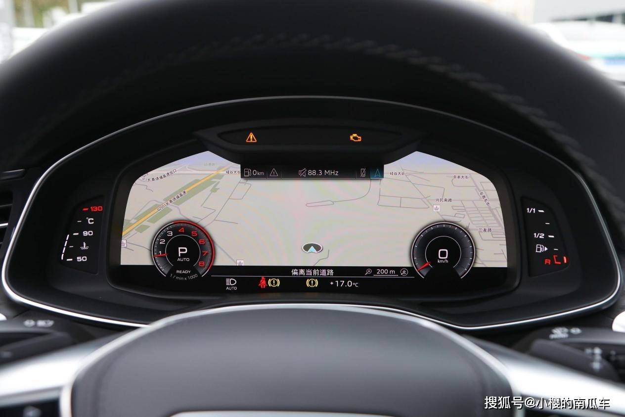 配置方面,奥迪a6l内置了mmi车载智能系统,配备了5g网络,车机响应速度