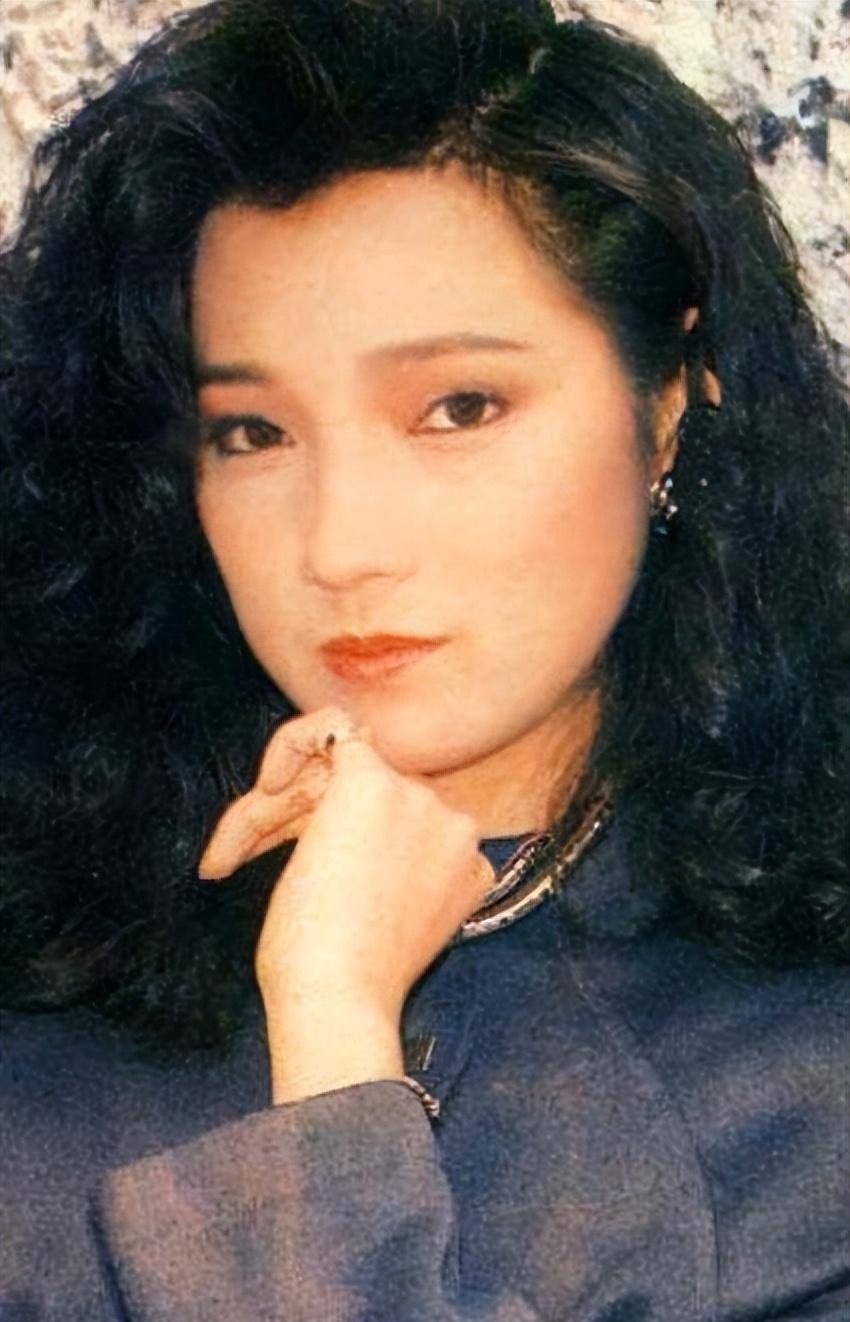 香港80年代TVB女主持人图片