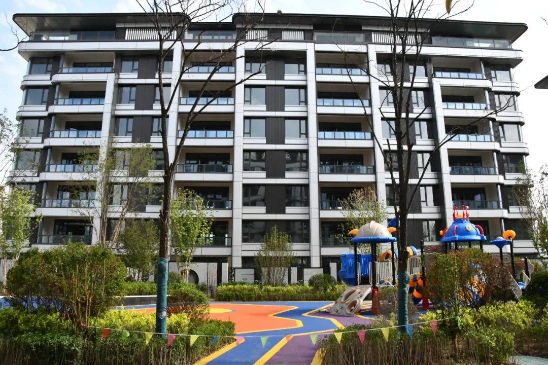 春季御东实景大盘碧水云天兰溪苑