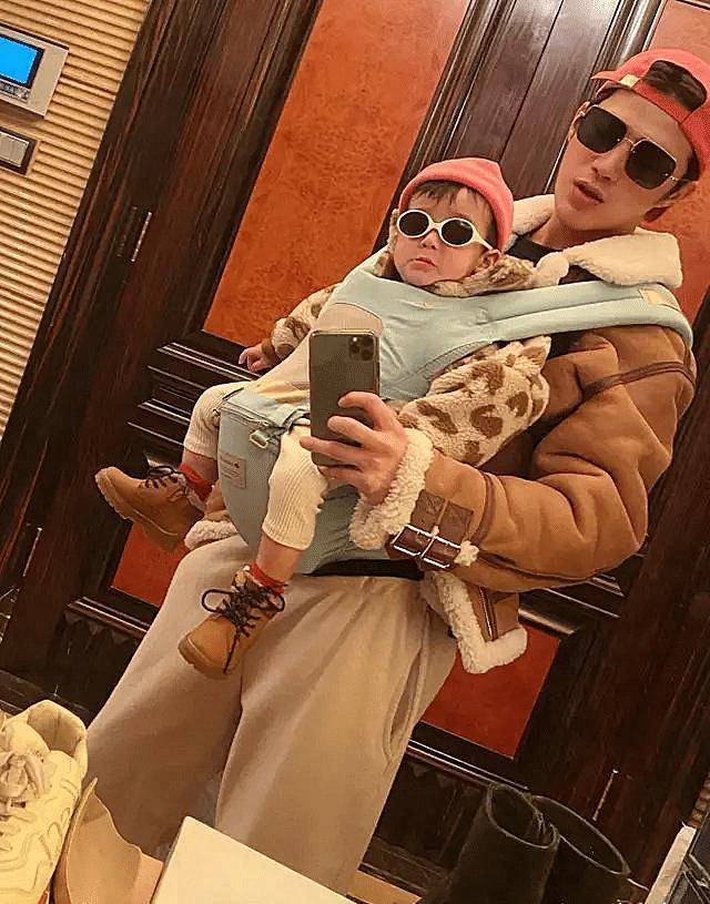 其次就是董子健和孙怡的女儿.