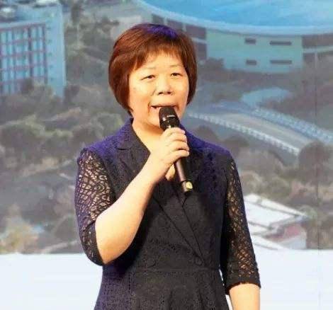 原创王来春从富士康打工妹到百亿富婆赚1800亿后大方给哥900亿