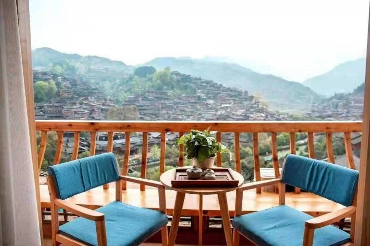 青岩古镇自由行游玩攻略,青岩古镇自由行六天五晚详细旅游攻略_梅子为