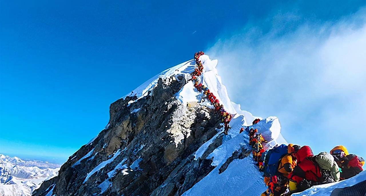 原创珠峰著名的3具遗体绿靴子睡美人休息者为何20余年不安葬