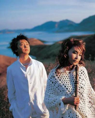 冯晓泉曾格格,双方父母4位老人簇拥起幸福,儿子音乐天分高_生活_北京