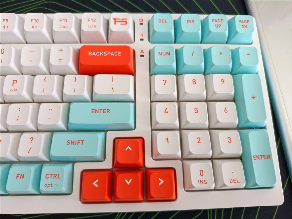 双飞燕飞飞三模无线机械键盘探索高效工作与极致美学