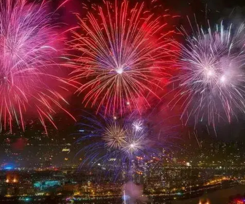 唐朝才发现的火药,那唐朝之前的烟花爆竹,他们是燃放的什么?