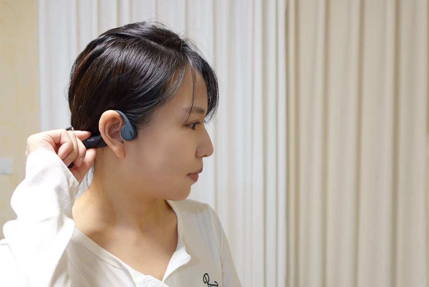 给减肥加把劲儿！超轻耳机为运动减负舒适与音质双赢