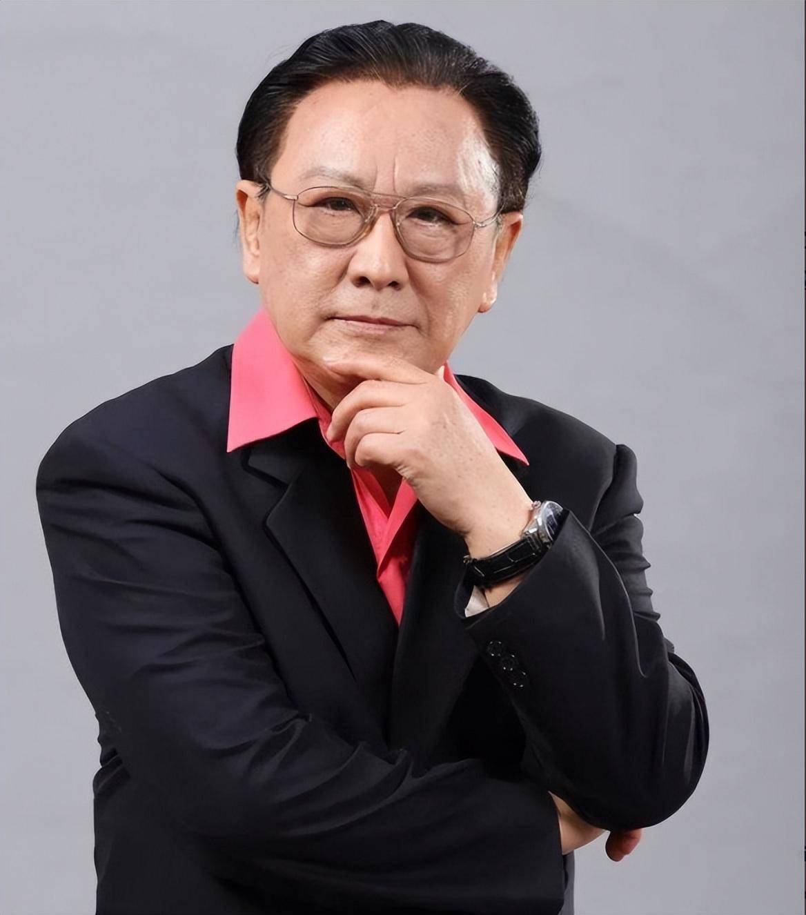 低调的内地演员父子,陈佩斯陈大愚上榜,牛犇王侃父子都是实力派_陈强