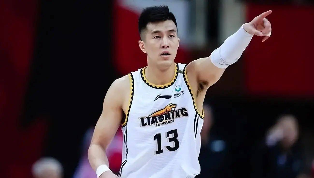 郭艾伦养伤收坏消息,球迷签字长文声讨,列举辽篮核心四大罪状_辽宁队