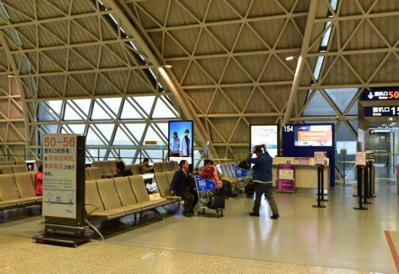 四川这座城市太幸运,被"大型"机场砸中,竟是默默无闻的它_乐山_旅游