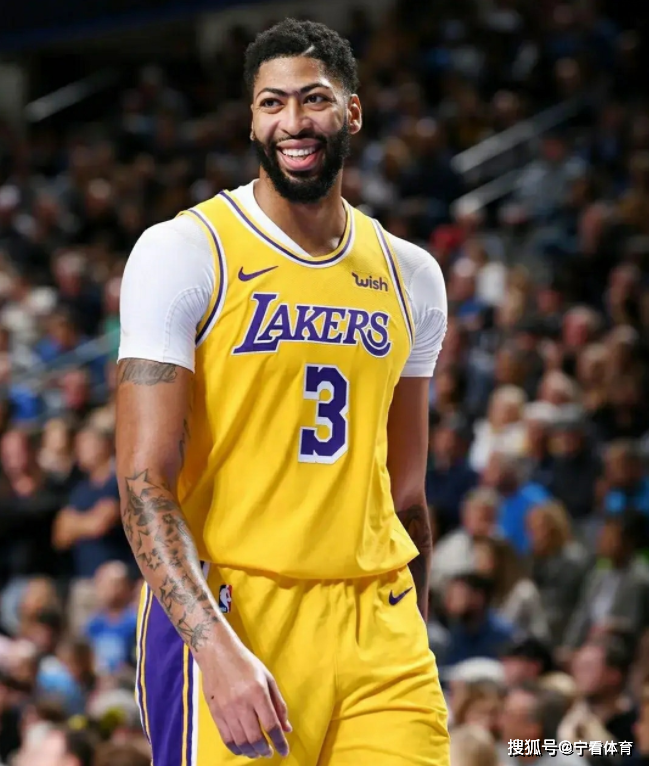 本赛季国王队三杀湖人,萨博尼斯更是创造了对浓眉的九连胜,这回知道