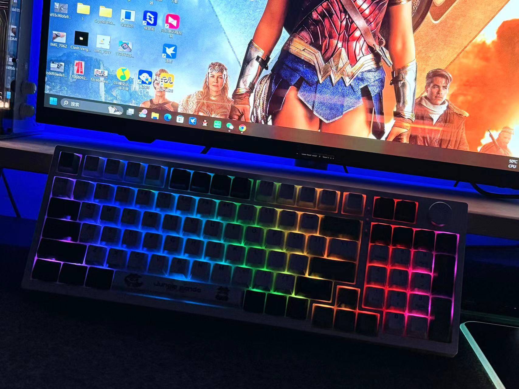 春暖花开，熊猫粉丝的我，入手了这块丛林熊猫键盘