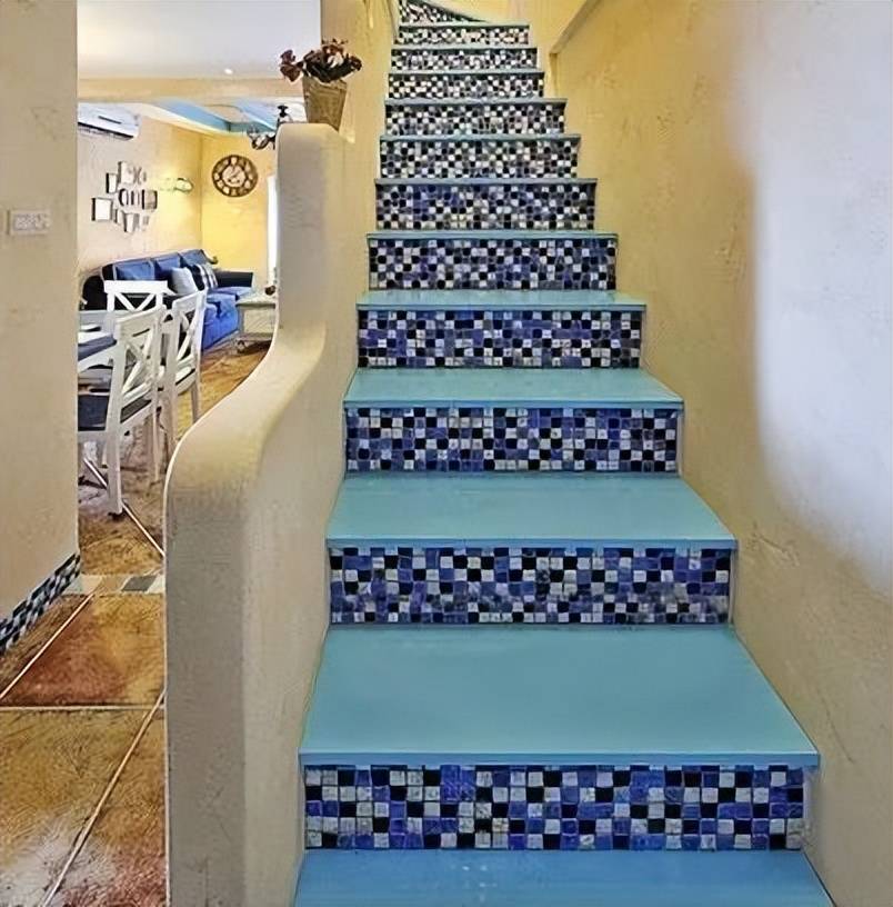 楼梯休息台瓷砖效果图图片