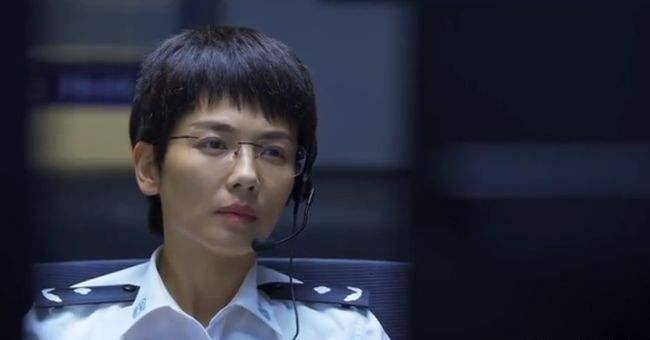 你认为她比张成更厉害吗?再看刘涛,《开端》中最拉胯的演员,没有之一.