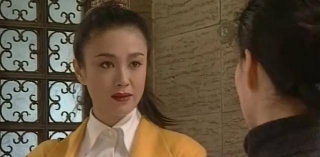 打破以往中国媳妇都是朴素隐忍的形象,傅艺伟在这部电视剧中饰演的