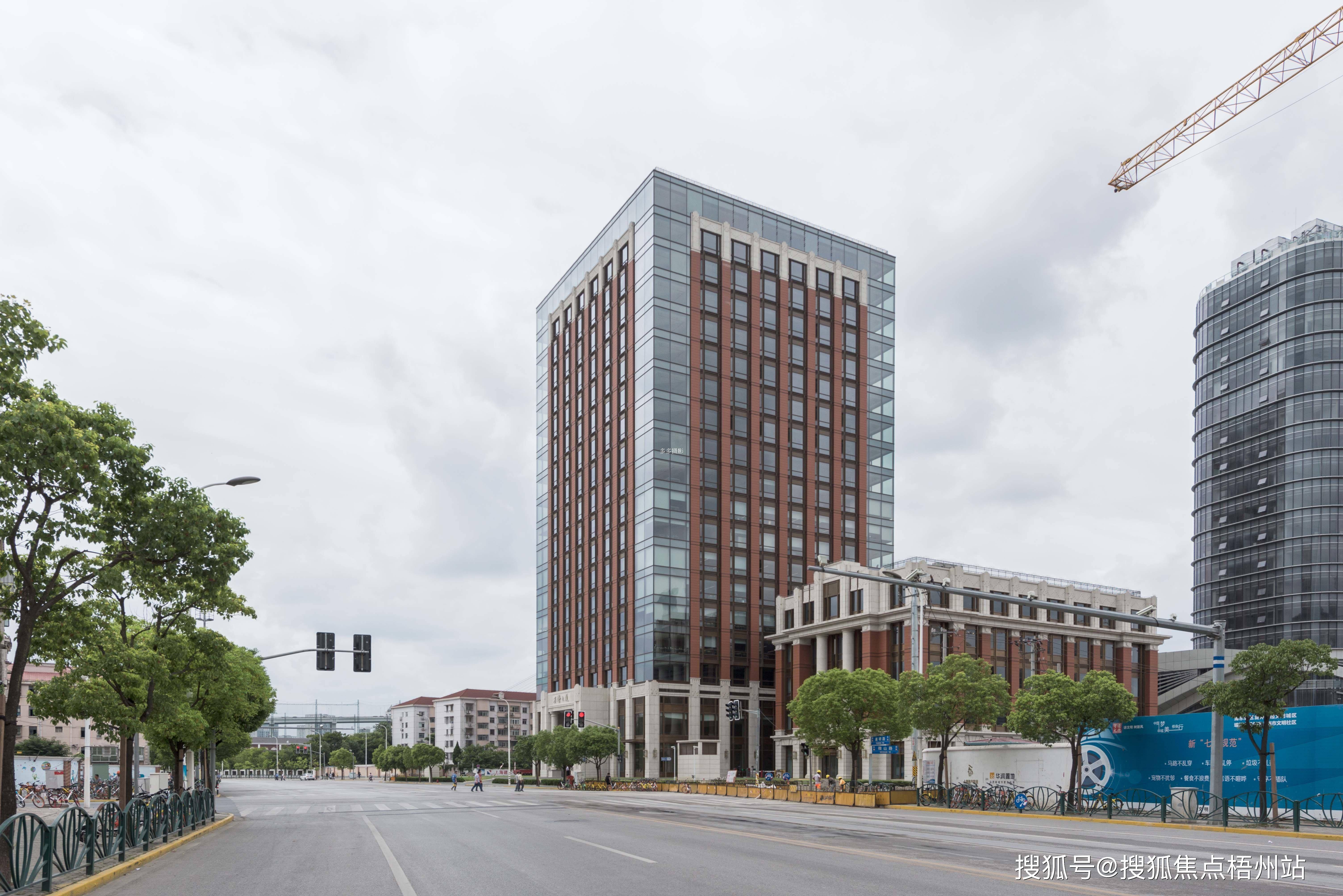 2024年上海万得大厦物业公司是哪家呀管理费多少呢