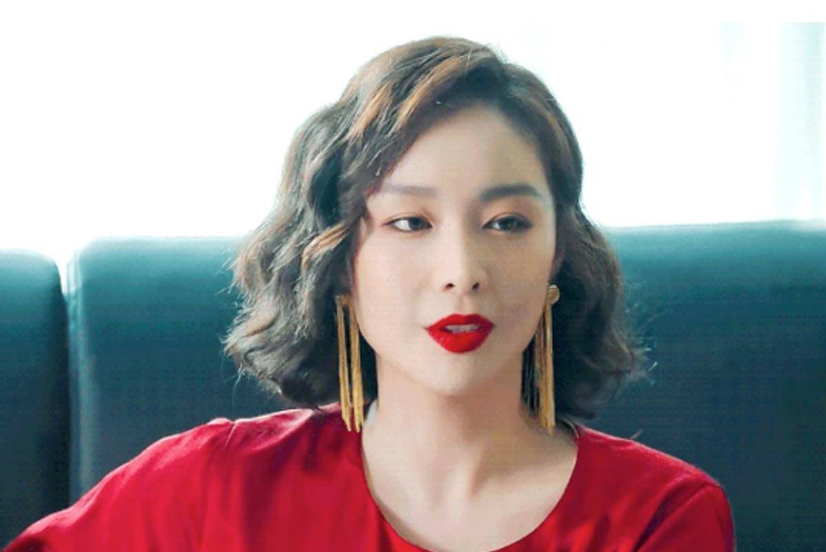 原创好家伙36岁高叶和40岁陈妍希同框婴儿肥和珠圆玉润差距一目了然