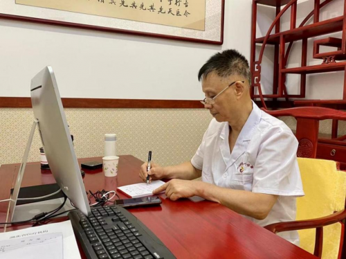 名中医余洪涛揭秘:肝病治疗的五大生活宝典助力恢复健康 名中医余洪涛揭秘:肝病治疗的五大生活宝典助力恢复健康