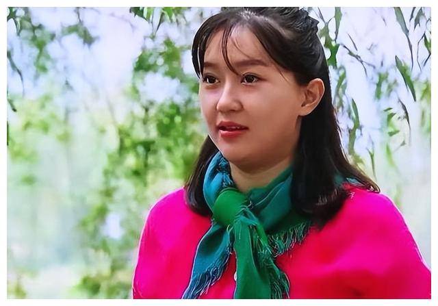 原创乡村爱情美女排行榜引发热议凝聚众声