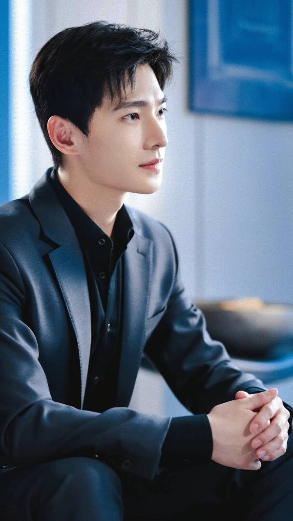 9个书粉都认可神还原小说男主在暴雪时分吴磊评价两极第10位是神选角