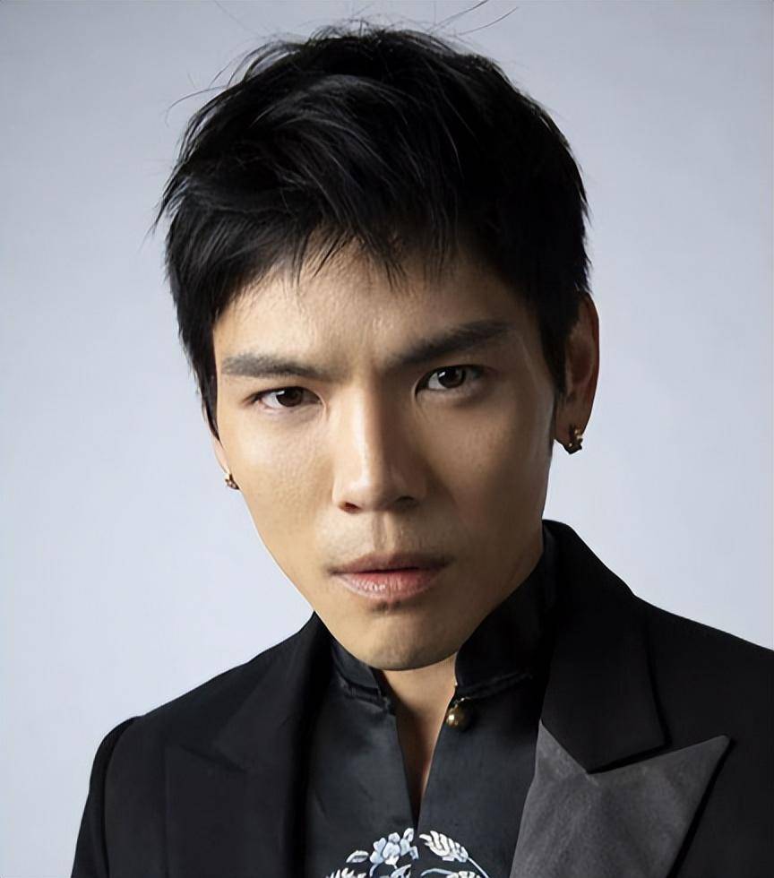 闭关7年打不过业余这一次不争气的向佐又给向太丢人了