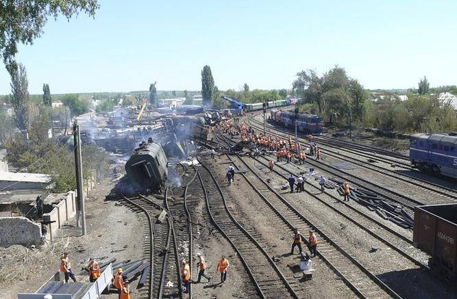 原创乌克兰游击队又来了这回破坏的是模式附近的铁路