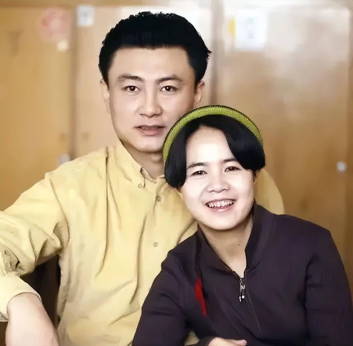 金龟子女儿产子未见王宁身影!女婿身高1.