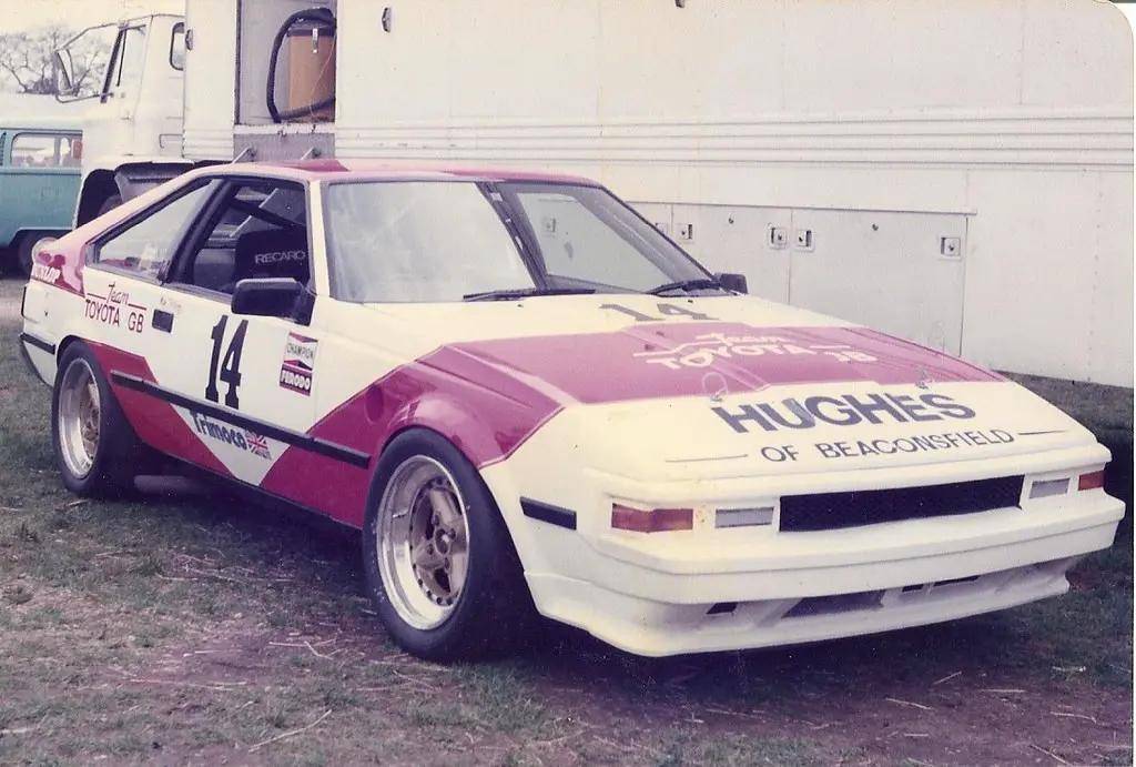 第三代supra(a70):全面独立1985年,丰田celica车系全面转为前驱,第三