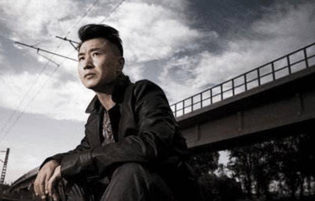 原创一个实力派男演员总以军事题材出现在荧屏上他是张笑君