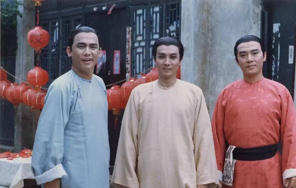 李立群携家人惊喜探望老友刘松仁友谊不老情谊深