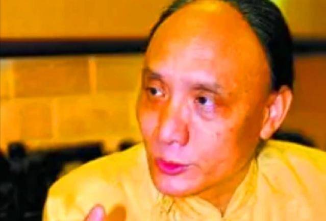 原创爱新觉罗后裔因买不到火车票大闹车站怒斥众人你们都是奴才