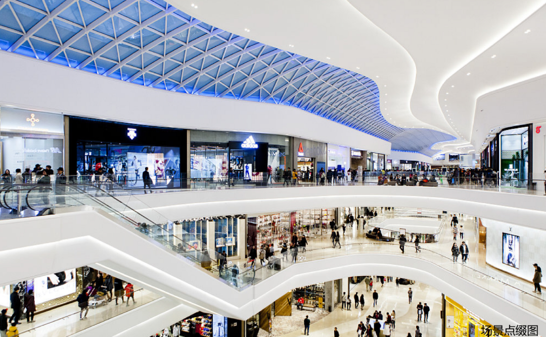 稍远一些的区域还有日月光,信业购物中心,万达广场,宝龙广场,大融城等