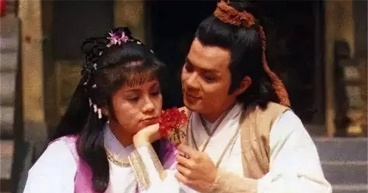 原创黄蓉的人生观念是什么把她三个孩子的名字连起来读就懂了