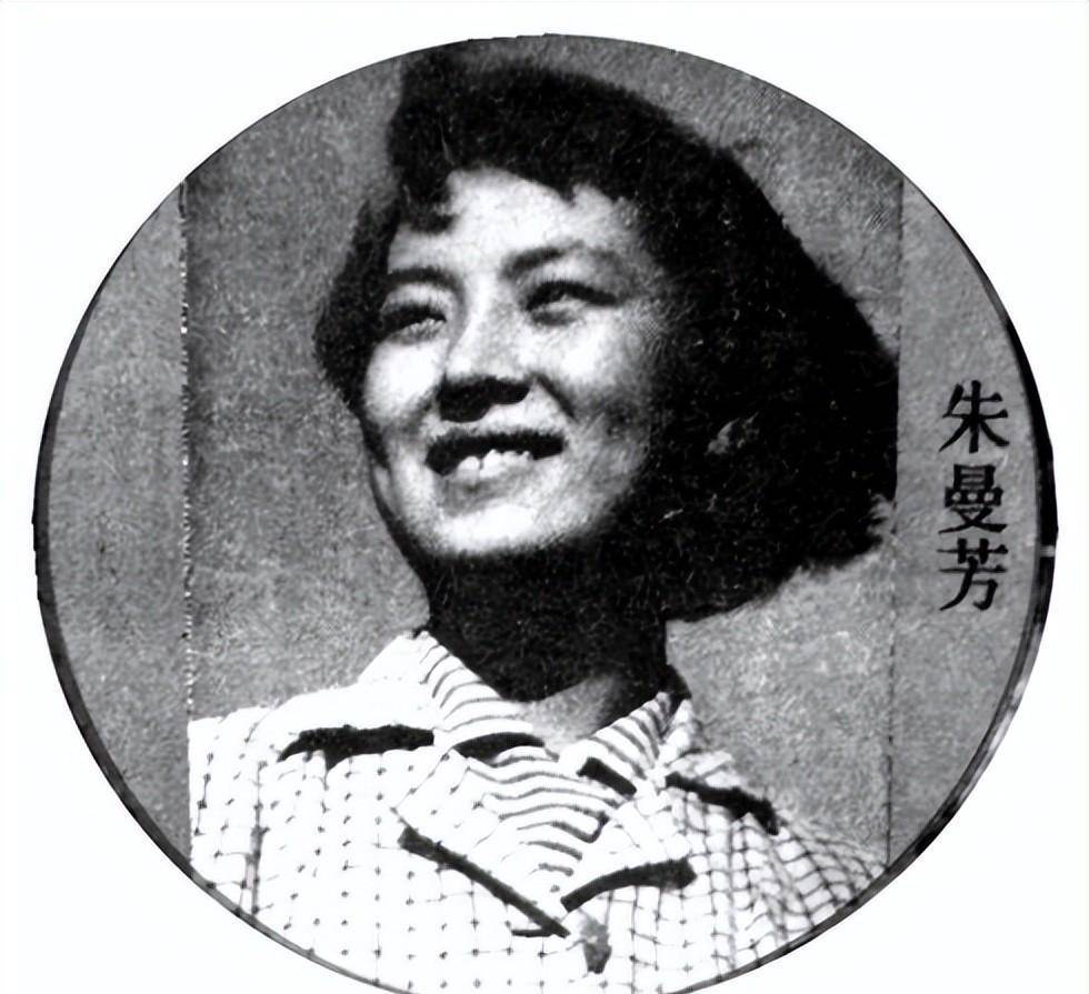 20年前,母亲惊艳了中国影坛;20年后,女儿成为了"全球最美"_朱曼_电影