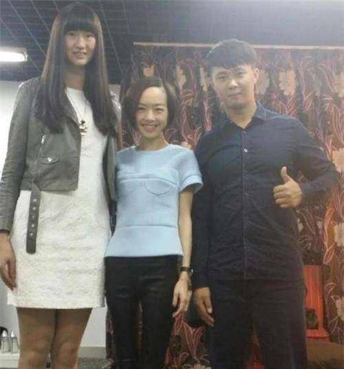 原创东北小伙娶身高1米97湖北美女婆婆为她拆门6年后恩爱如初