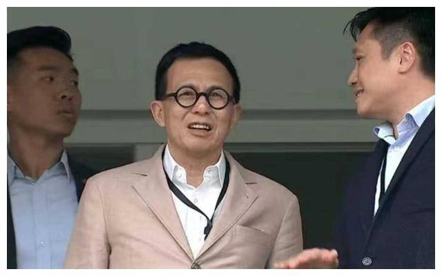 何超琼与李泽楷同台,林建岳携林宝贤助阵,甘比携刘秀桦观战.