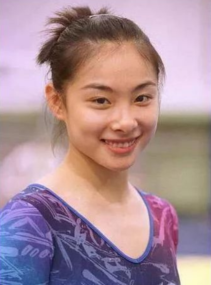 奥运冠军刘璇:退役后转型当演员,41岁生二胎,如今过得怎么样?