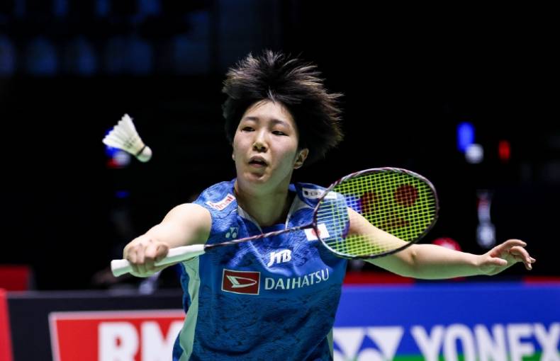 带伤作战,不敌日本一姐,陈雨菲吞4连败,国羽无缘女单决赛_山口茜_比赛