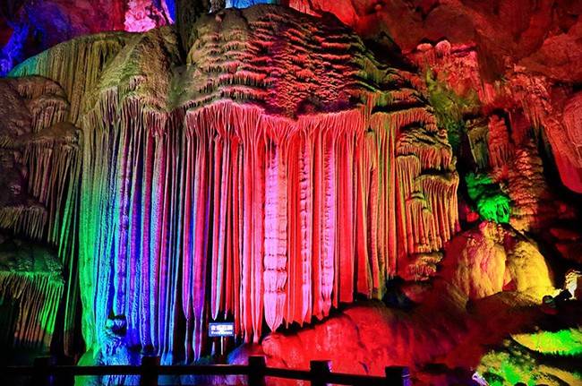 想去桂林玩四天大概费用是多少,跟着导游玩费用少一半_景点_门票_行程