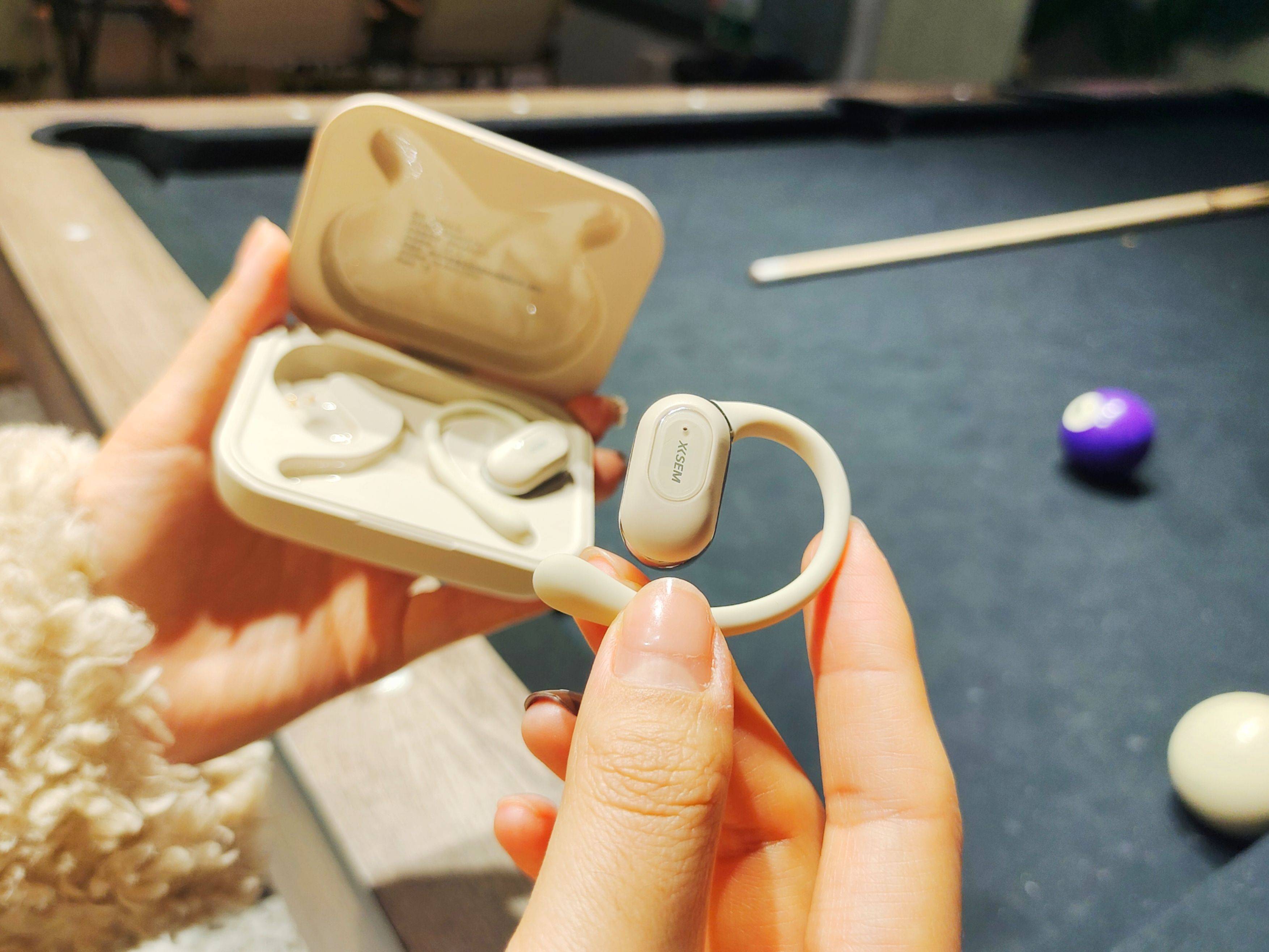 西圣Air开放式耳机，贴耳不入耳，音乐流畅杜绝漏音