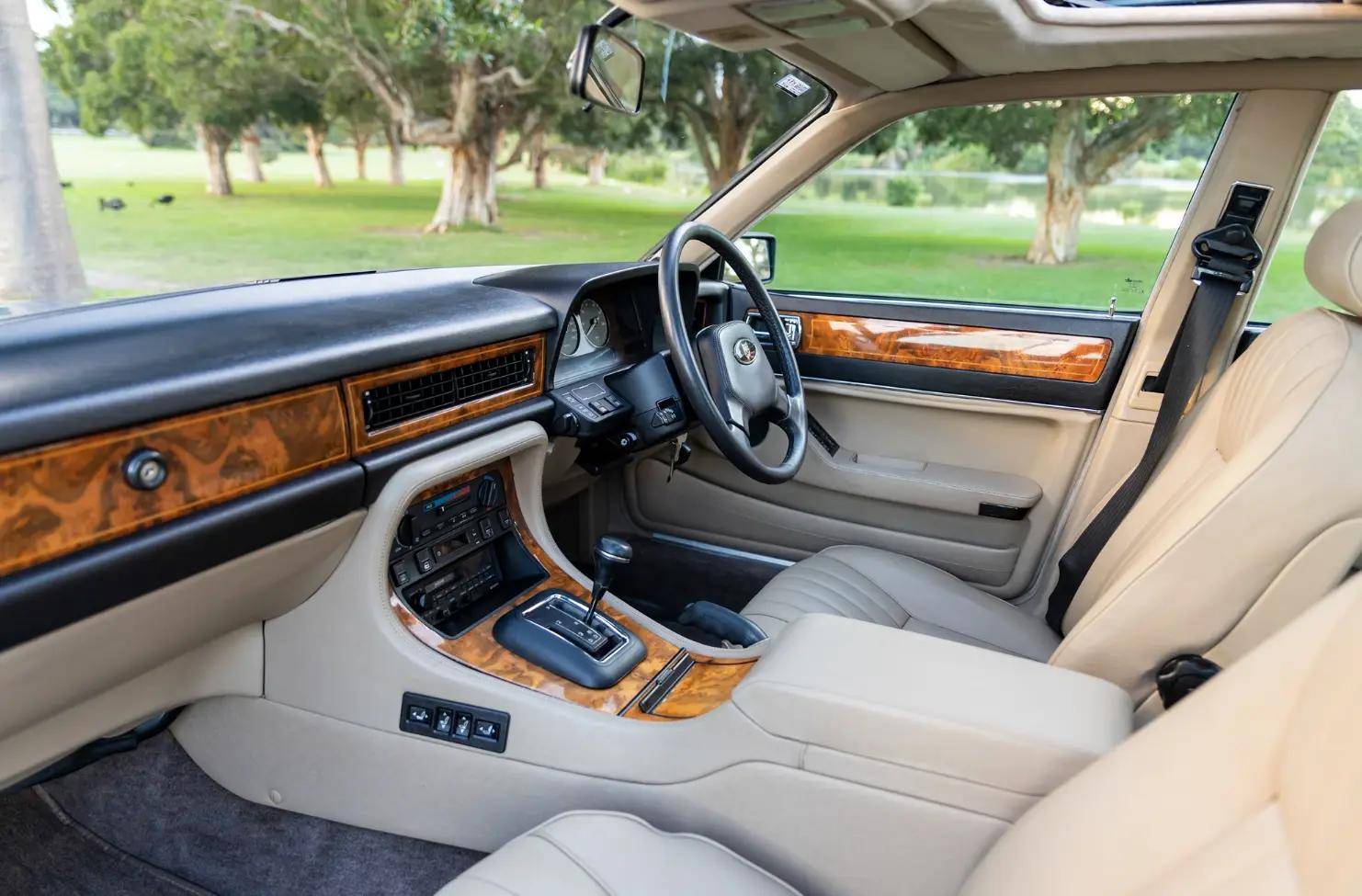 当一部车被称为君主时 1988捷豹xj6 sovereign_搜狐汽车_搜狐网