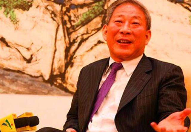 "有情人终成眷属"严介和与张云琴不惧是世俗的眼光,两人坚贞不渝的