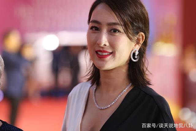 菏泽“公路”前腐后继背后：数十亿关联交易被指